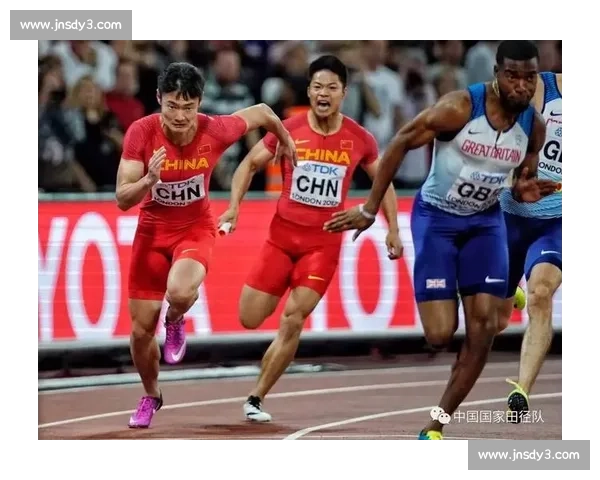 张培萌全力冲刺瞬间回顾 与世界赛道顶级选手的激烈对决