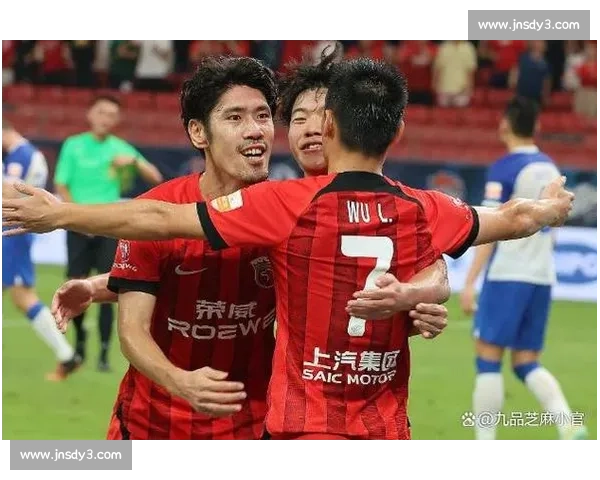 恒大与上港关键对决时间揭晓 球迷热议即将到来的巅峰之战